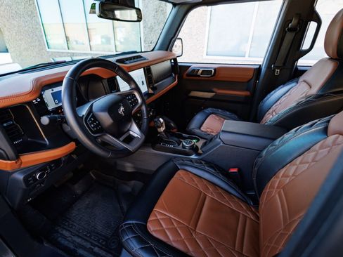 Used 2022 Ford Bronco Wildtrak image 28