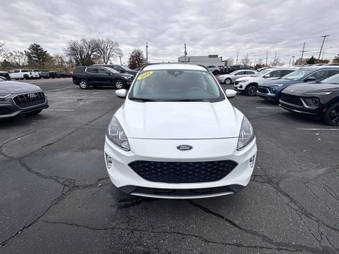Used 2022 Ford Escape SEL image 8