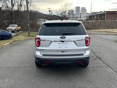 Used 2018 Ford Explorer 4WD image 4