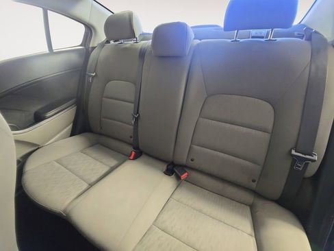 Used 2015 Kia Forte LX image 13