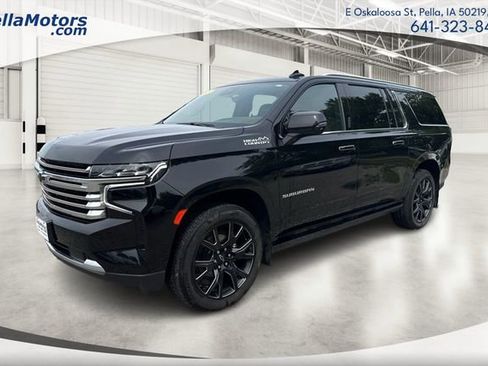 Used 2023 Chevrolet Suburban High Country AWD/4WD image 8