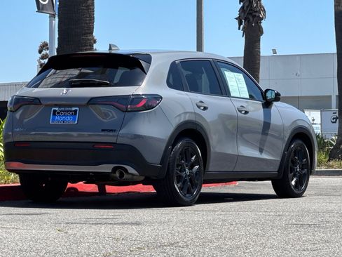 Used 2023 Honda HR-V Sport image 9