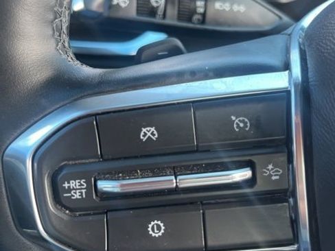 Used 2025 GMC Acadia Elevation w/ Elevation Premium Package AWD/4WD image 18