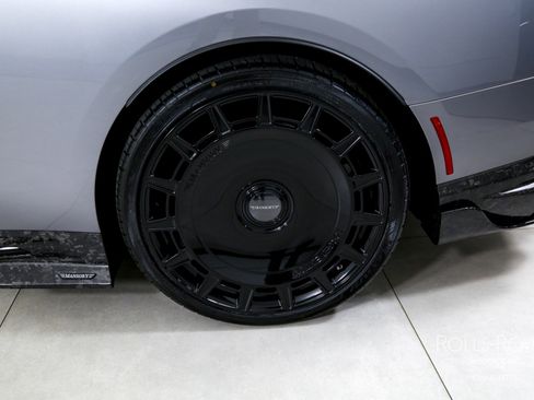 Used 2025 Rolls-Royce Spectre Black Badge image 37