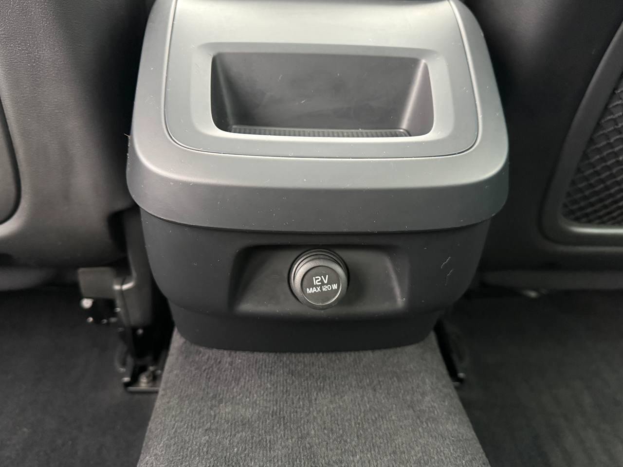 Used 2019 Volvo S60 T5 R-Design FWD image 34