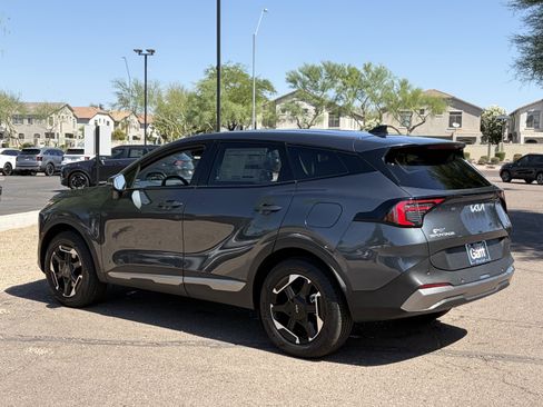 New 2026 Kia Sportage S AWD/4WD image 3