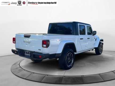 Certified 2023 Jeep Gladiator Overland image 7