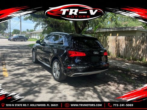 Used 2019 Audi Q5 2.0T Premium w/ Convenience Package AWD/4WD image 10