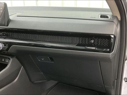 Certified 2026 Honda CR-V EX-L image 18