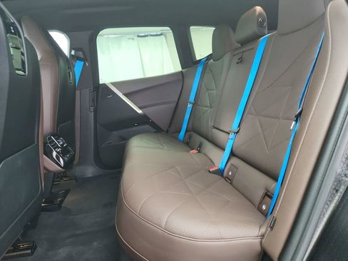 Used 2024 BMW iX xDrive50 image 24