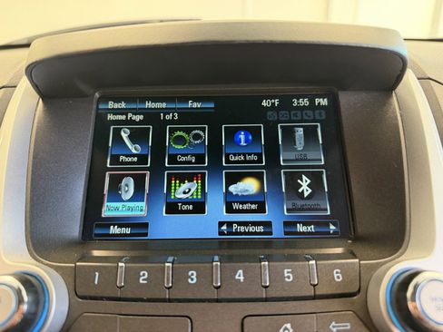 Used 2015 Chevrolet Equinox LT w/ Driver Convenience Package image 11