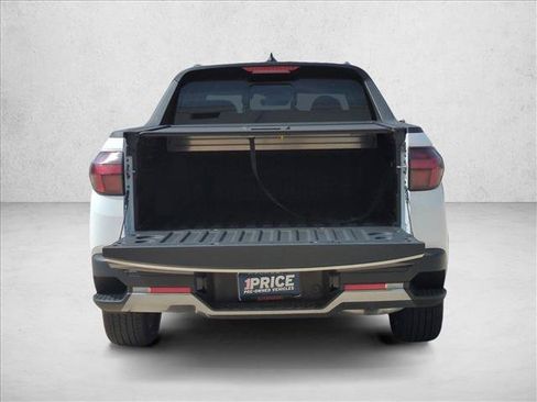 Used 2025 Hyundai Santa Cruz Limited AWD/4WD image 6