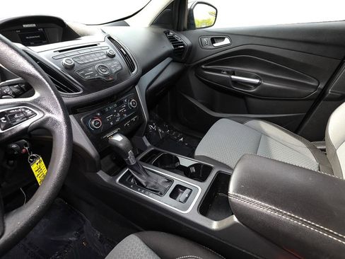 Used 2017 Ford Escape SE AWD/4WD image 20
