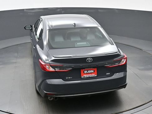 Used 2025 Toyota Camry SE FWD image 40