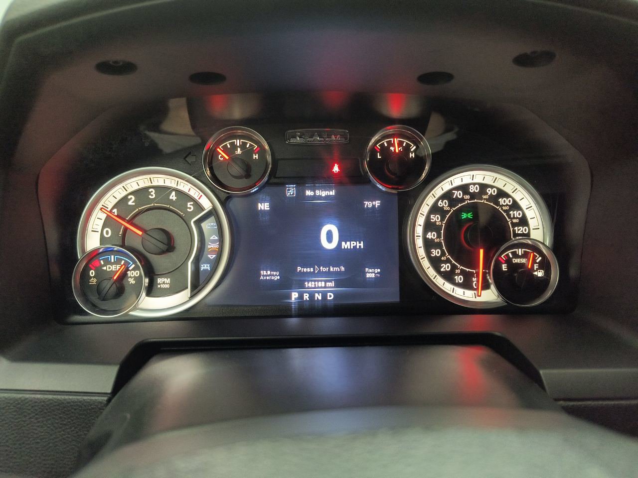 Used 2014 RAM 1500 Laramie AWD/4WD image 26