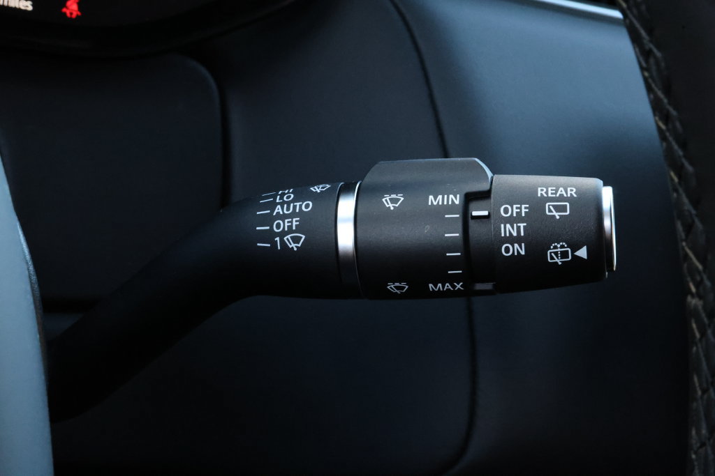 New 2027 Land Rover Range Rover Sport SE AWD/4WD image 22