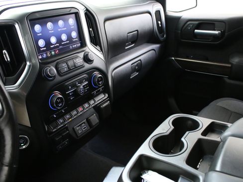 Used 2020 Chevrolet Silverado 1500 LT w/ All-Star Edition image 19