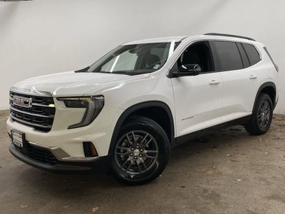Used 2025 GMC Acadia Elevation