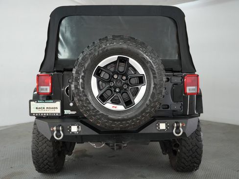 Used 2016 Jeep Wrangler Unlimited Sport AWD/4WD image 8