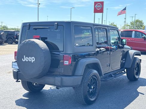 Used 2017 Jeep Wrangler Unlimited Sport w/ Quick Order Package 24S AWD/4WD image 2
