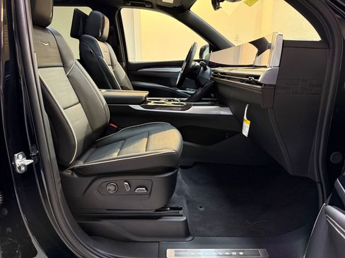 New 2025 Cadillac Escalade ESV Premium Luxury w/ Touring Package image 62