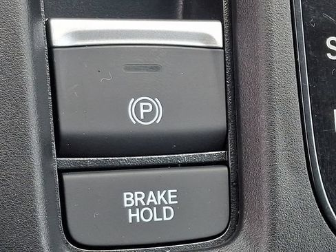 Certified 2025 Honda CR-V LX image 24