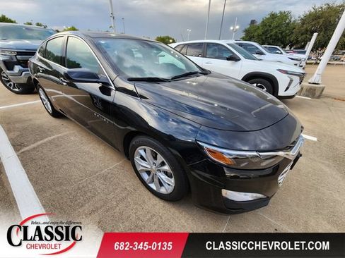 Used 2025 Chevrolet Malibu LT FWD image 1