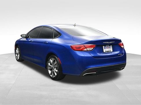 Used 2015 Chrysler 200 S w/ Navigation & Sound Group I FWD image 3
