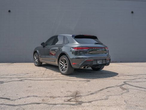 Certified 2023 Porsche Macan S AWD/4WD image 3