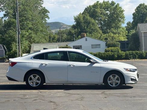 Used 2022 Chevrolet Malibu LS w/ LPO, Convenience Package 1 FWD image 6