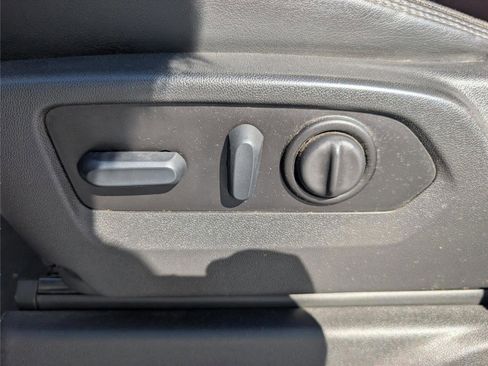 Used 2022 Chevrolet Silverado 3500 High Country image 15