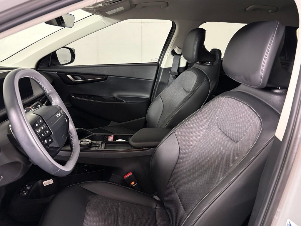 New 2026 Kia EV6 Light RWD image 18