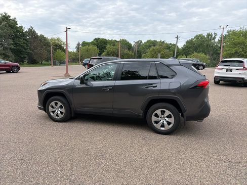 Used 2022 Toyota RAV4 LE AWD/4WD image 30