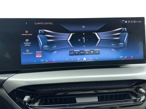 Used 2025 BMW 230i xDrive 230i xDrive M SPORT,NAV,CAM,SU image 26