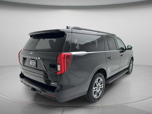 Used 2025 Ford Expedition Max Active AWD/4WD image 5