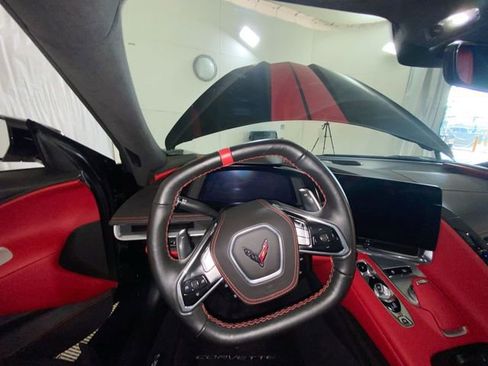 Used 2021 Chevrolet Corvette Stingray Premium Conv w/ Z51 Performance Package RWD image 29