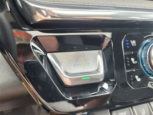 New 2025 GMC Sierra 2500 Denali w/ Denali Reserve Package image 28