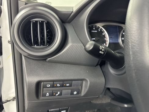 Used 2025 Nissan Kicks Play S FWD image 15