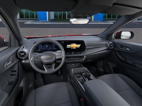 New 2026 Chevrolet Equinox LT w/ LPO, Floor Liner Package image 29