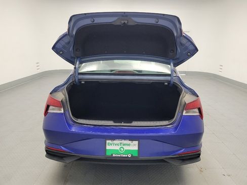 Used 2021 Hyundai Elantra SE FWD image 29