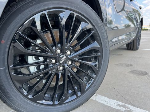 New 2025 Lincoln Corsair Grand Touring w/ Jet Appearance Package image 14