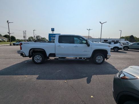 Certified 2025 Chevrolet Silverado 2500 LT w/ Convenience Package AWD/4WD image 8