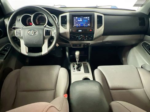 Used 2013 Toyota Tacoma PreRunner image 29