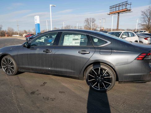 New 2026 Honda Accord Touring image 4