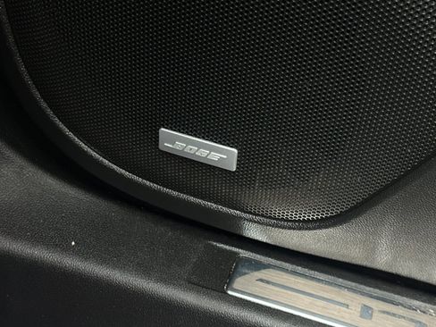 Used 2021 GMC Acadia Denali w/ Denali Technology Package image 22