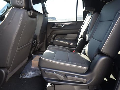 New 2026 GMC Yukon XL Elevation w/ Elevation Premium Package AWD/4WD image 19