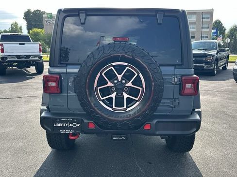 Used 2024 Jeep Wrangler Unlimited Rubicon AWD/4WD image 7