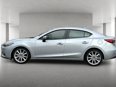 Used 2017 MAZDA MAZDA3 Touring w/ Popular Equipment Package image 7