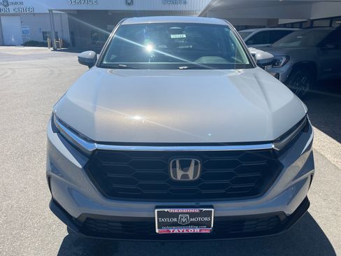 Used 2025 Honda CR-V LX image 2