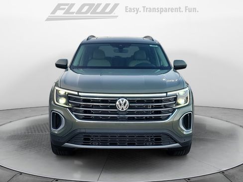 New 2026 Volkswagen Atlas SE FWD image 2